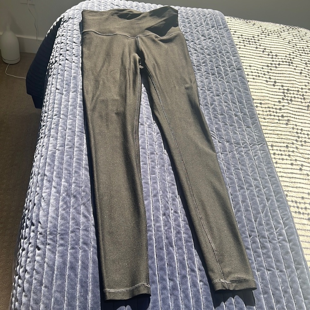 Lululemon high rise tight 28”